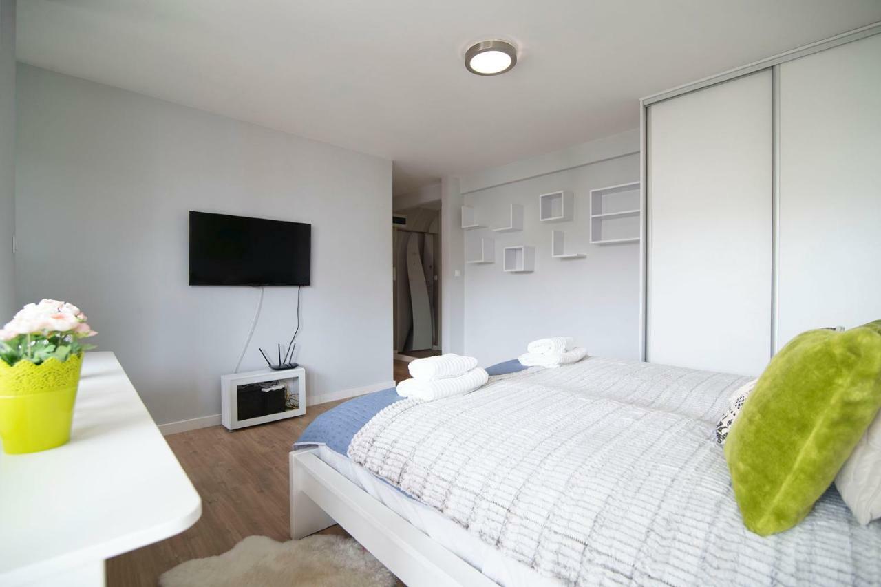 Wlr Apartments - Hoza II Warsaw Exterior photo
